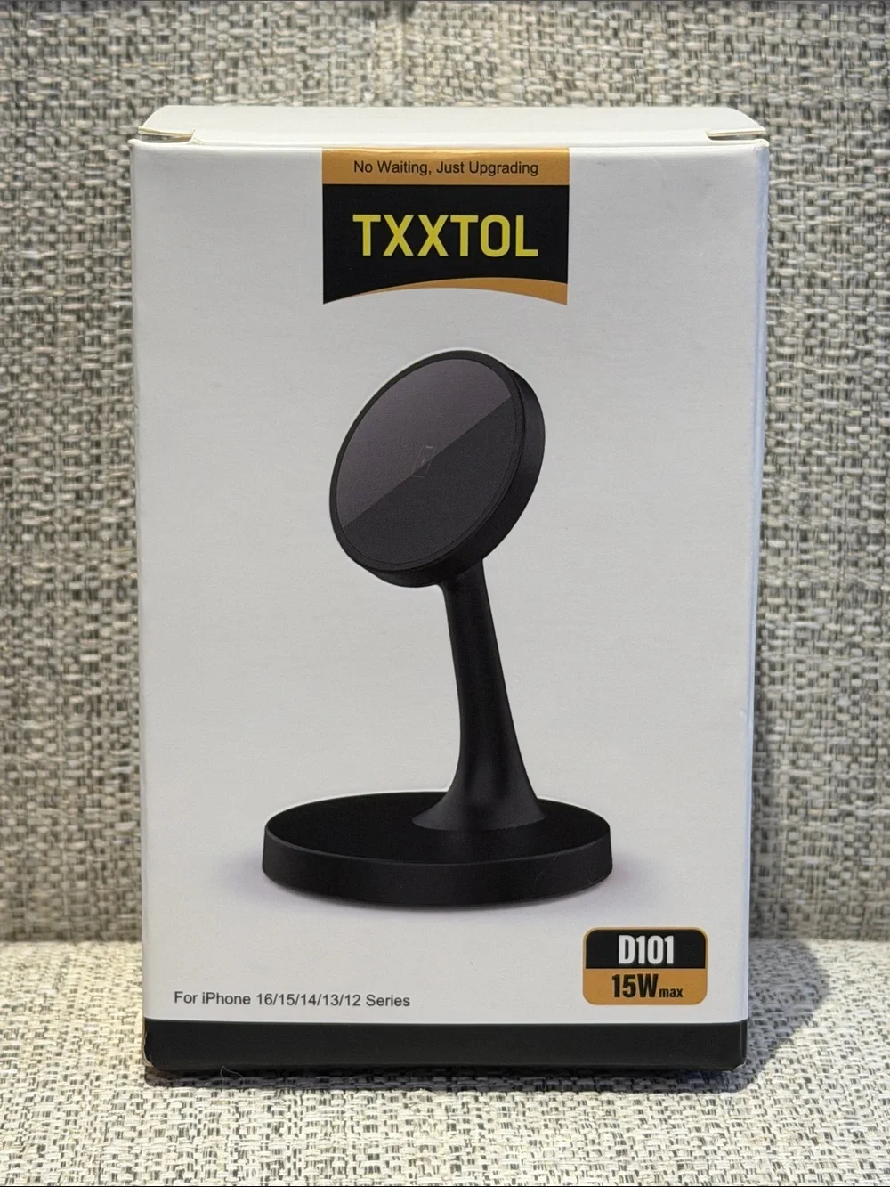 TXXTOL D101 15W Magnetic Phone Stand Charger - Black